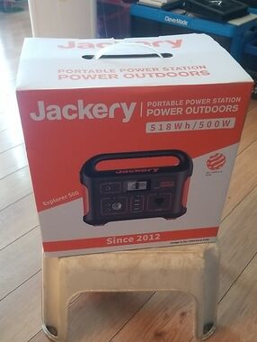 Explorer 500 Portable Power Station - Orange/Black